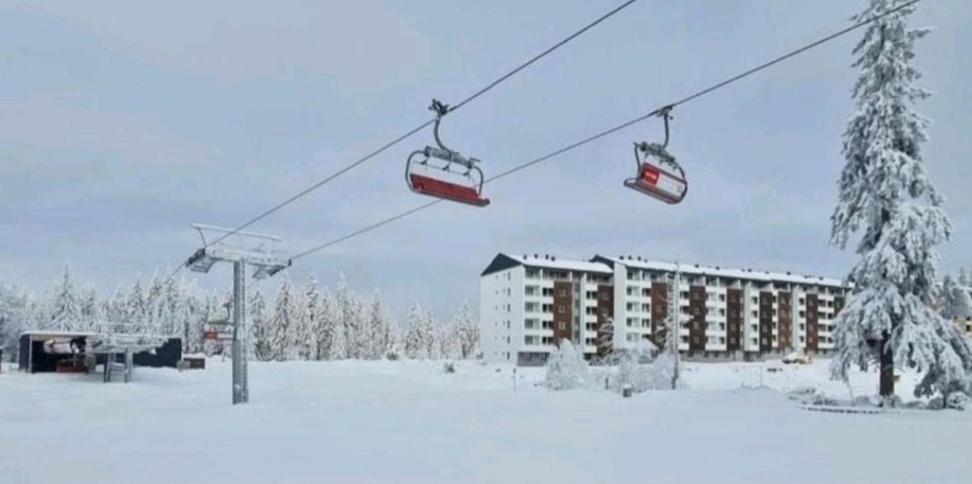 Apartamento Jahorina Woods - Na Stazi, Ski-To-Door Exterior foto